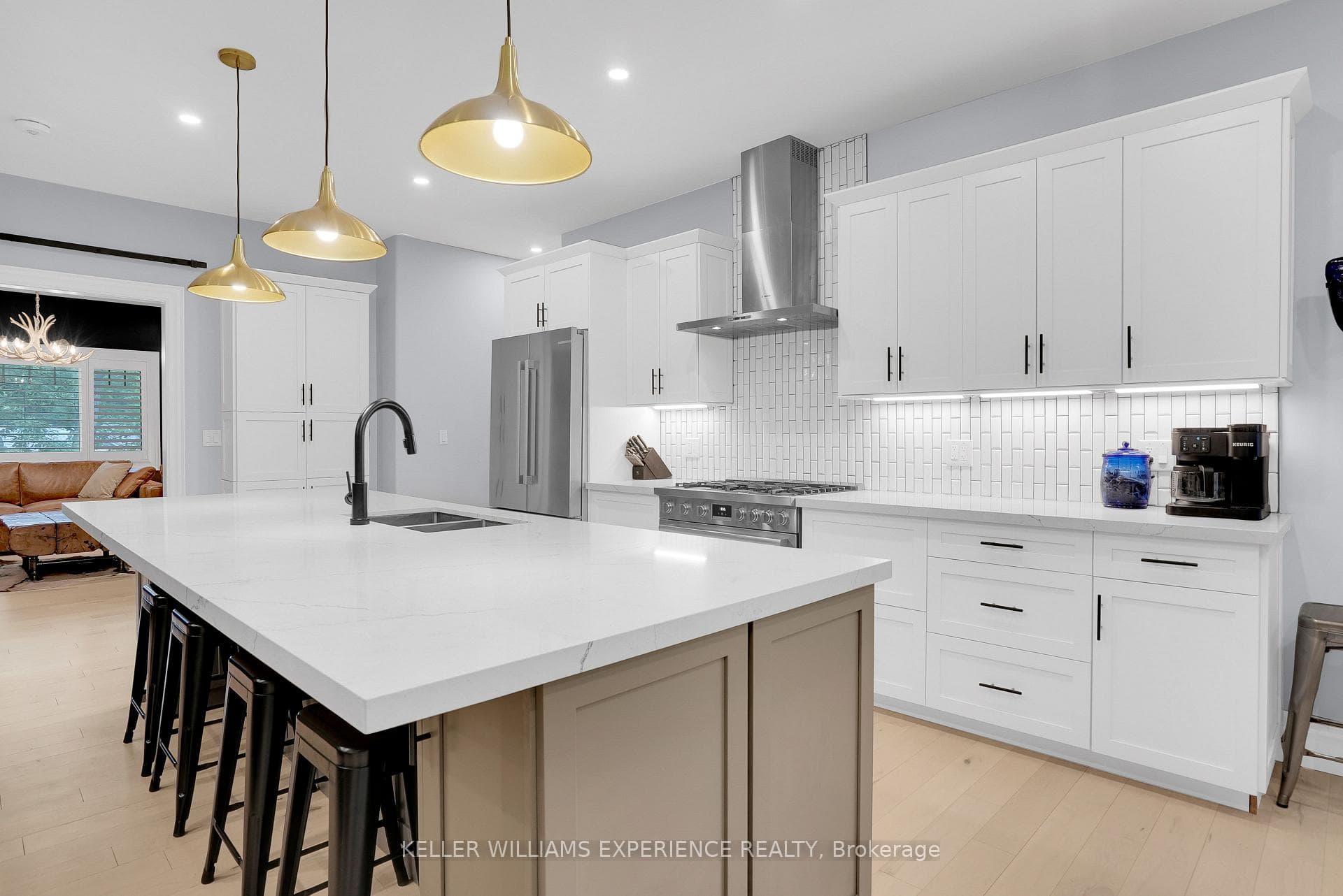 41 Heron Boulevard photo 6