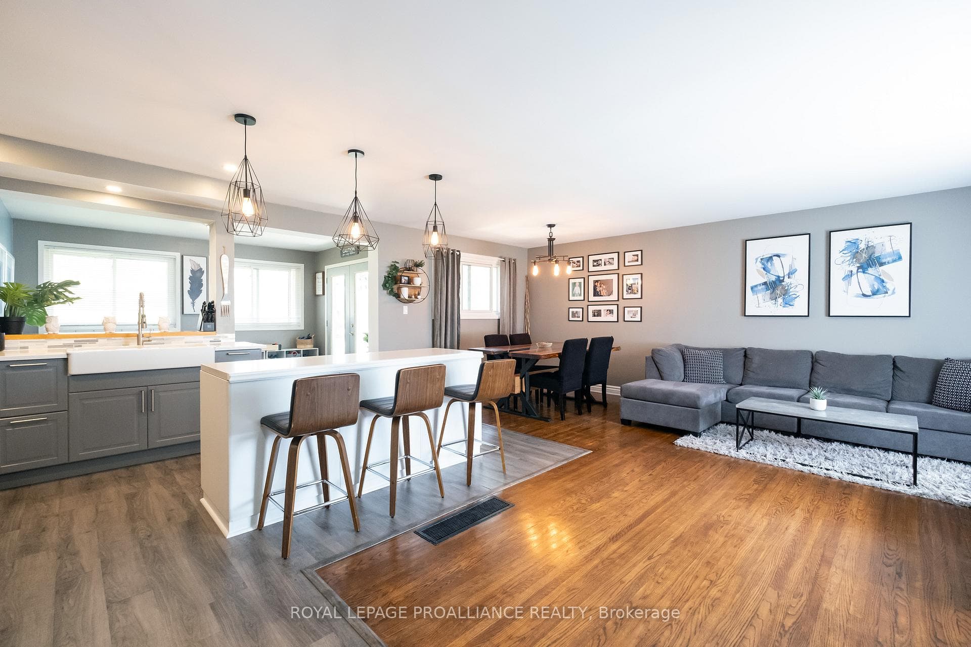 175 Daly Crescent photo 15