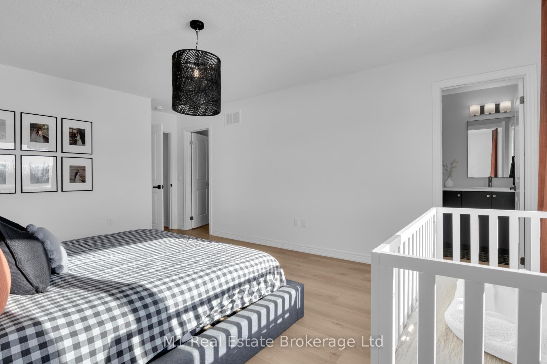 106 Edminston Drive photo 20