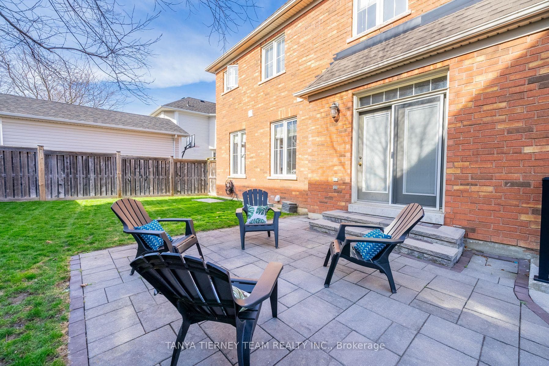 106 Montgomery Avenue photo 33