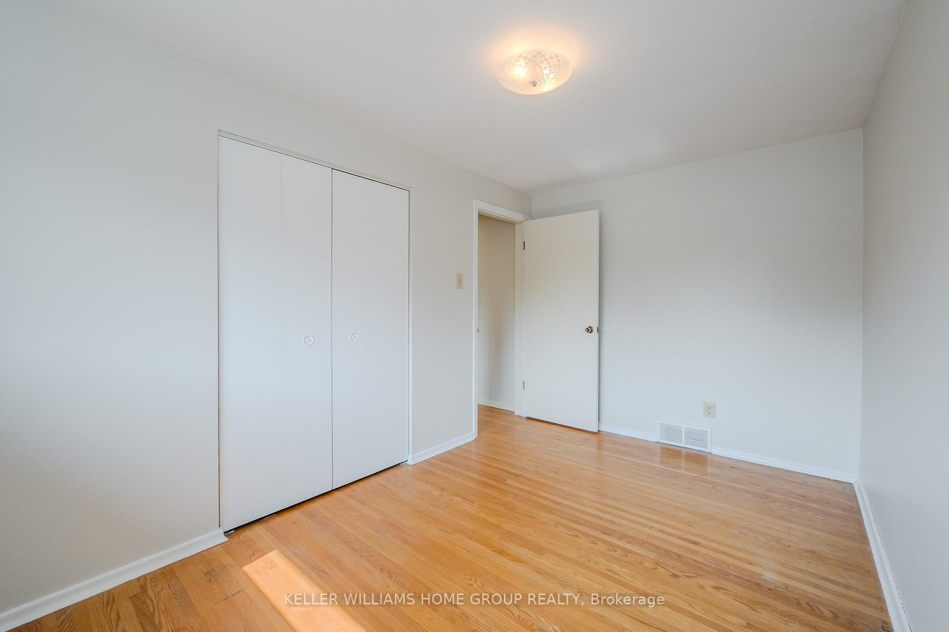 48 Brentwood Drive photo 24