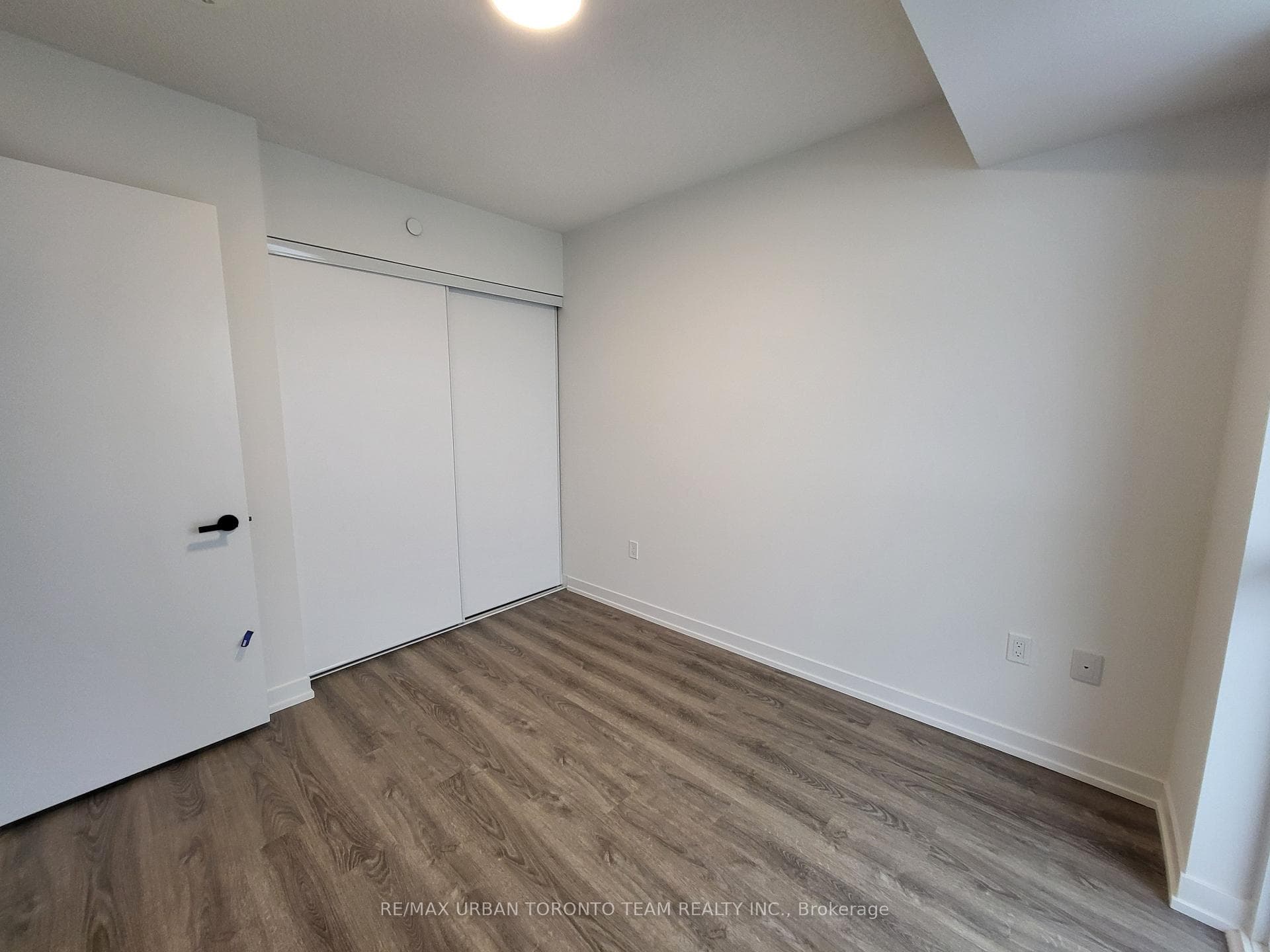 195 Commerce Street Unit 3707 photo 7