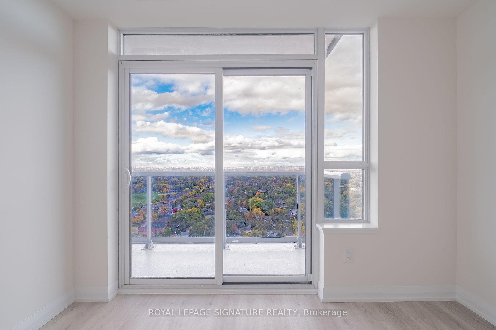 3260 Sheppard Avenue Unit 2303 photo 7