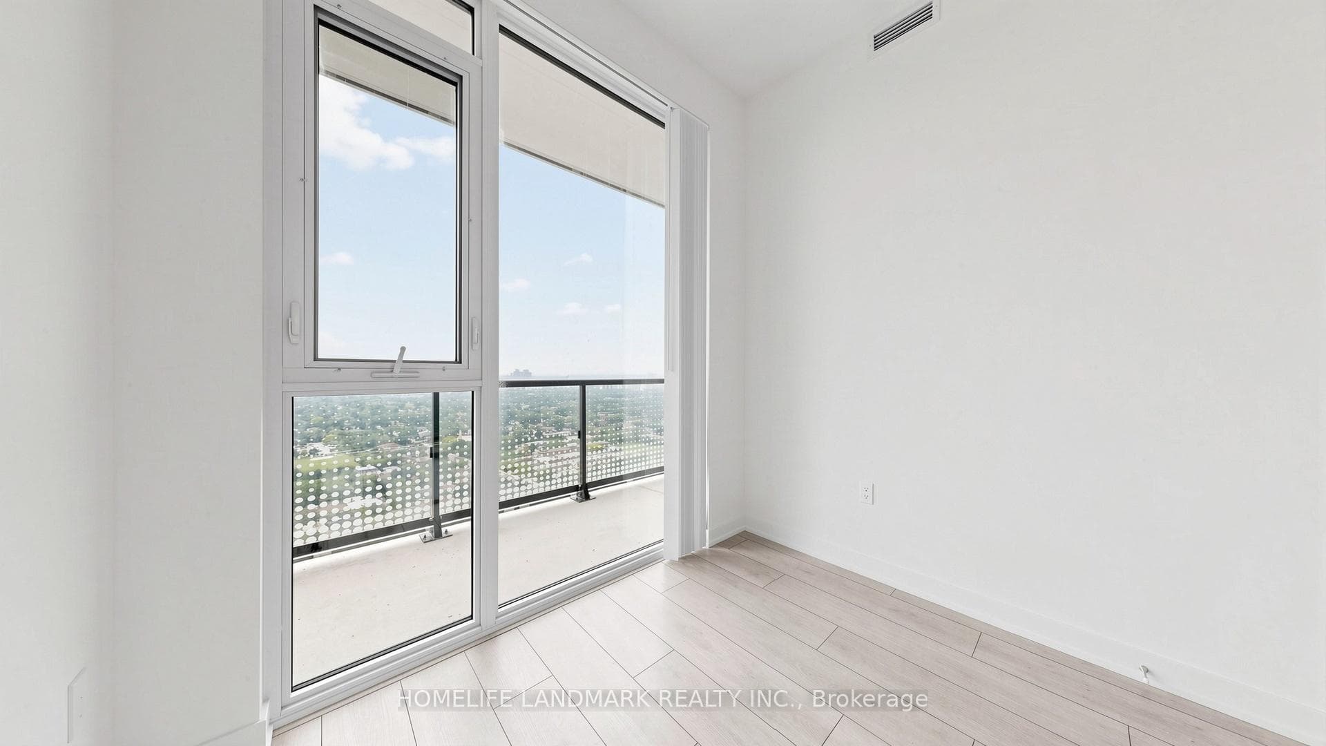 5858 Yonge Street Unit LPH25 photo 15