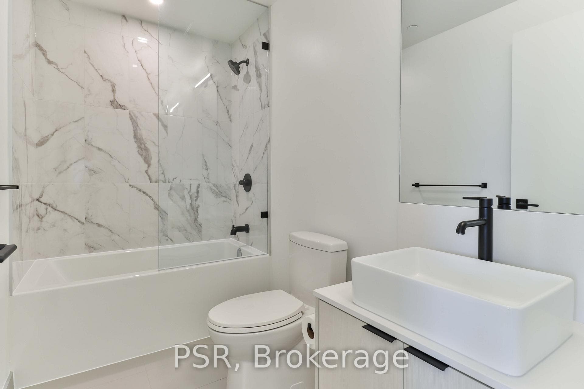 1285 Dupont Street Unit 1606 photo 7