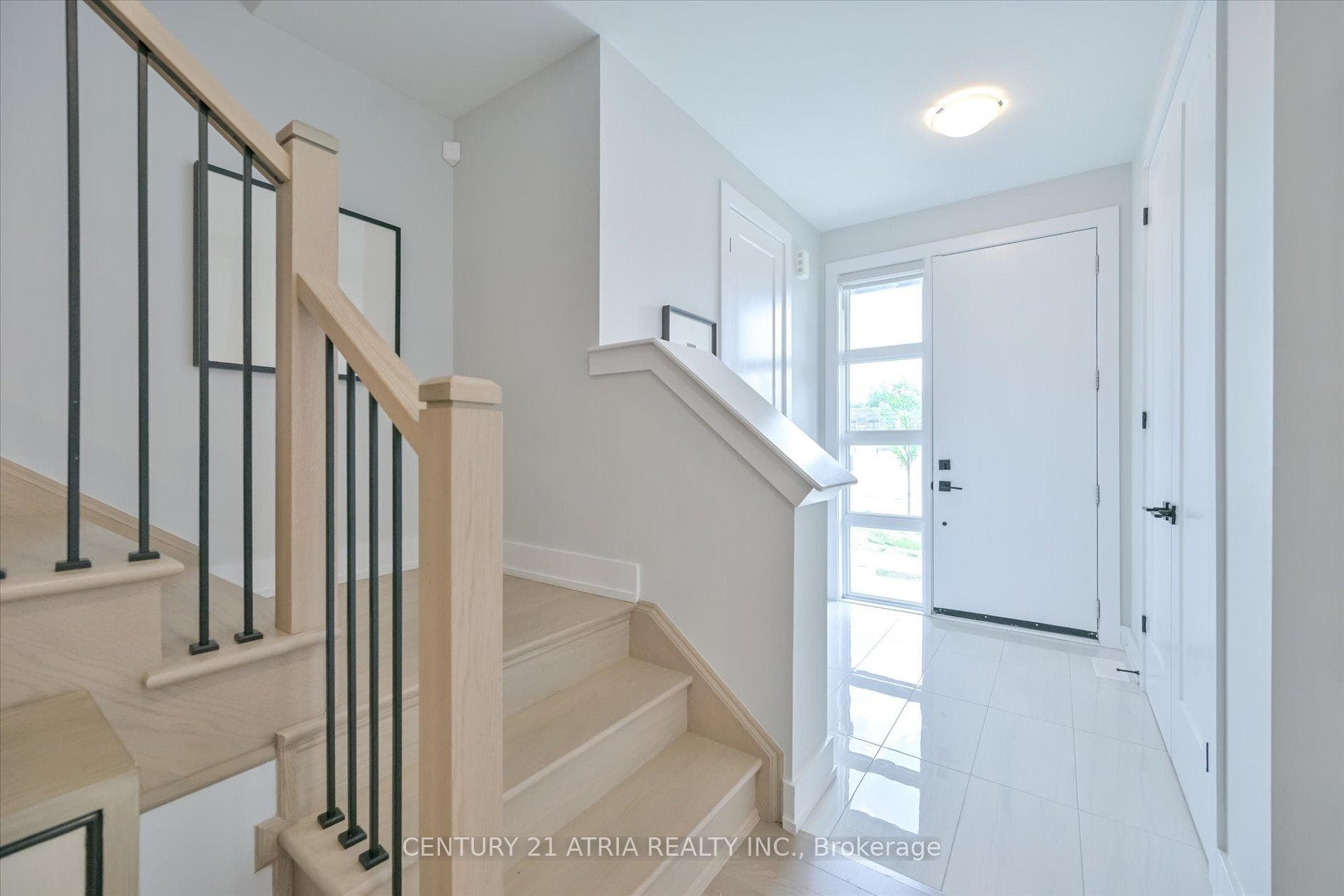 17 Kohn Lane photo 6