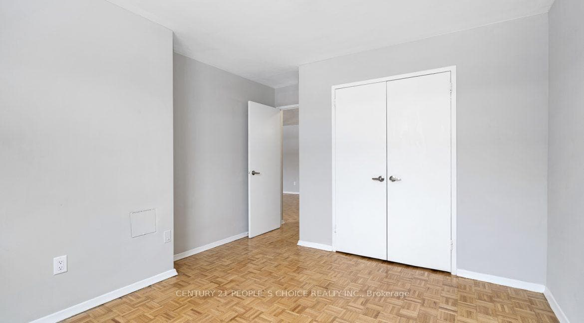 3875 Sheppard Avenue Unit 605 photo 5