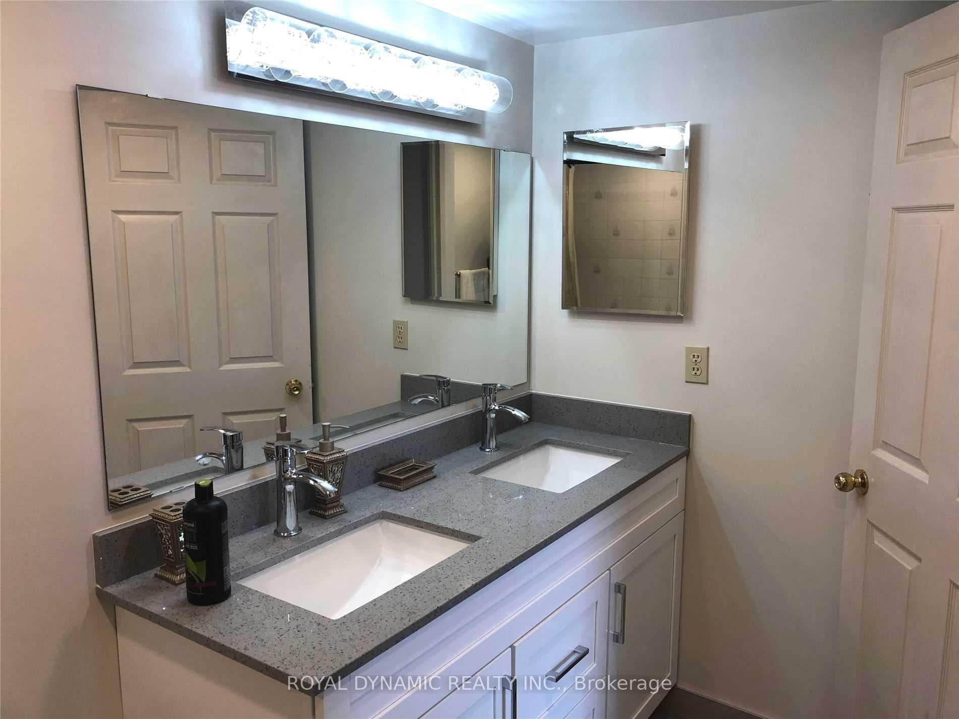 4725 Sheppard Avenue Unit 1512 photo 5