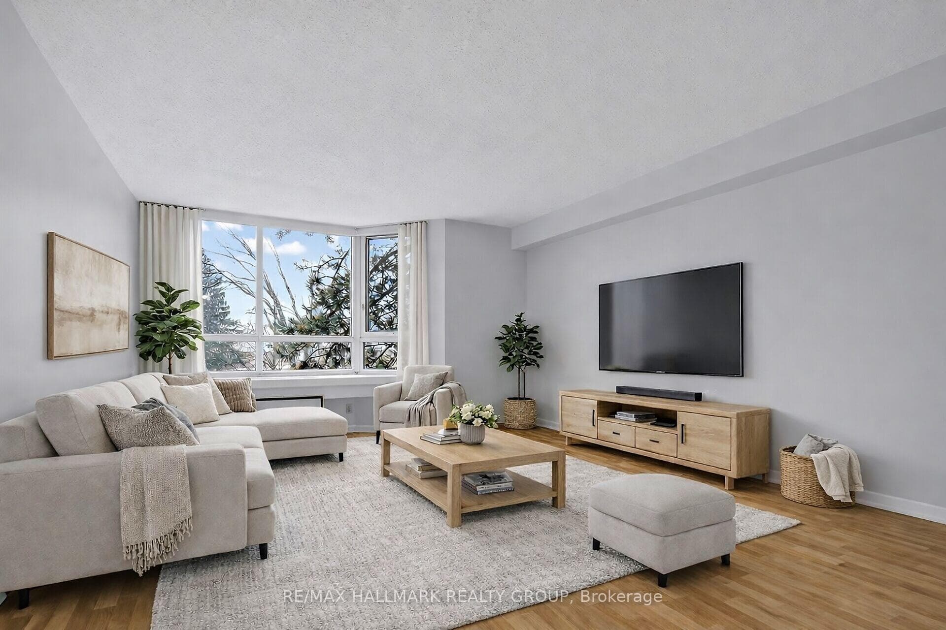 80 Sandcastle Drive Unit 305 photo 13