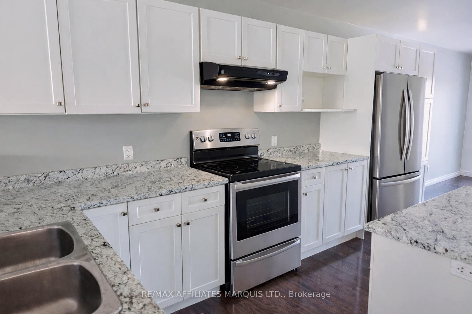 109 French Avenue photo 14