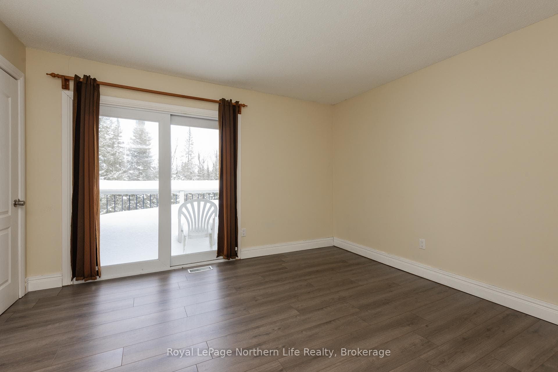 47 Ridgemount Drive photo 32