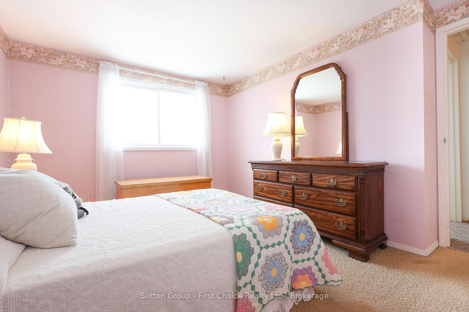 117 Maple Avenue photo 35
