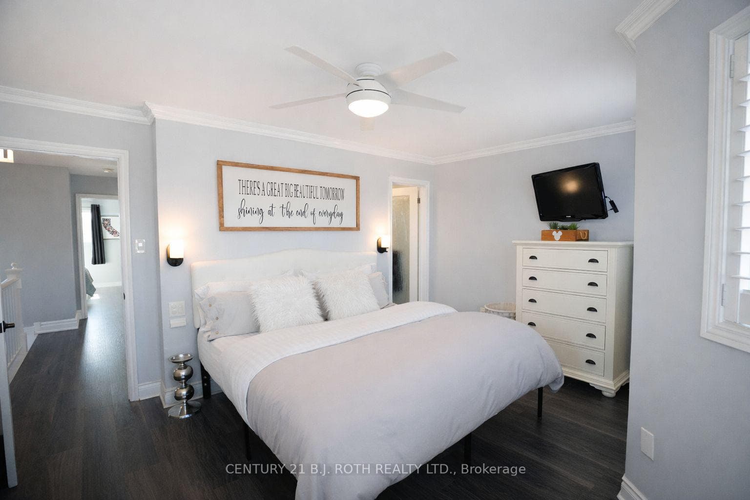 9 Laidlaw Drive photo 17