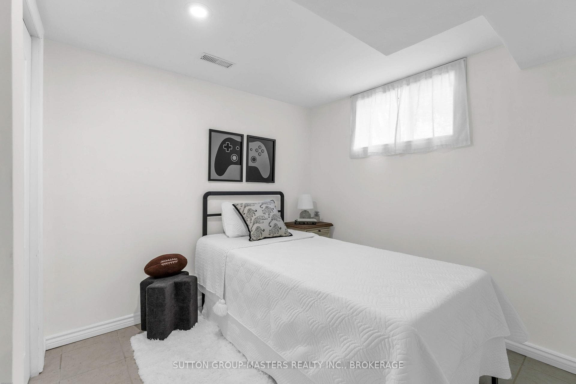 11 Chesterfield Drive photo 33