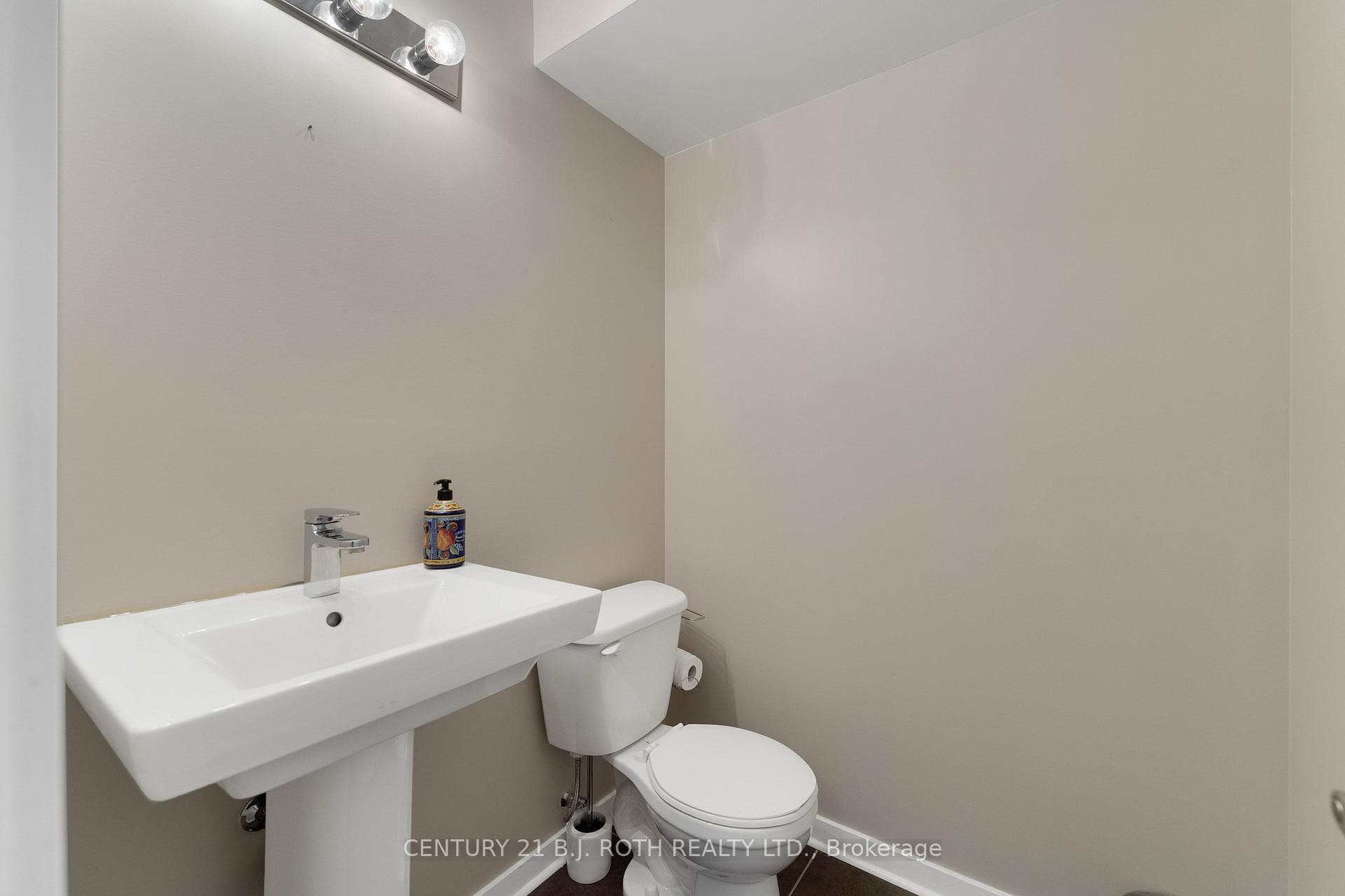 91 COUGHLIN Road Unit 13 photo 12