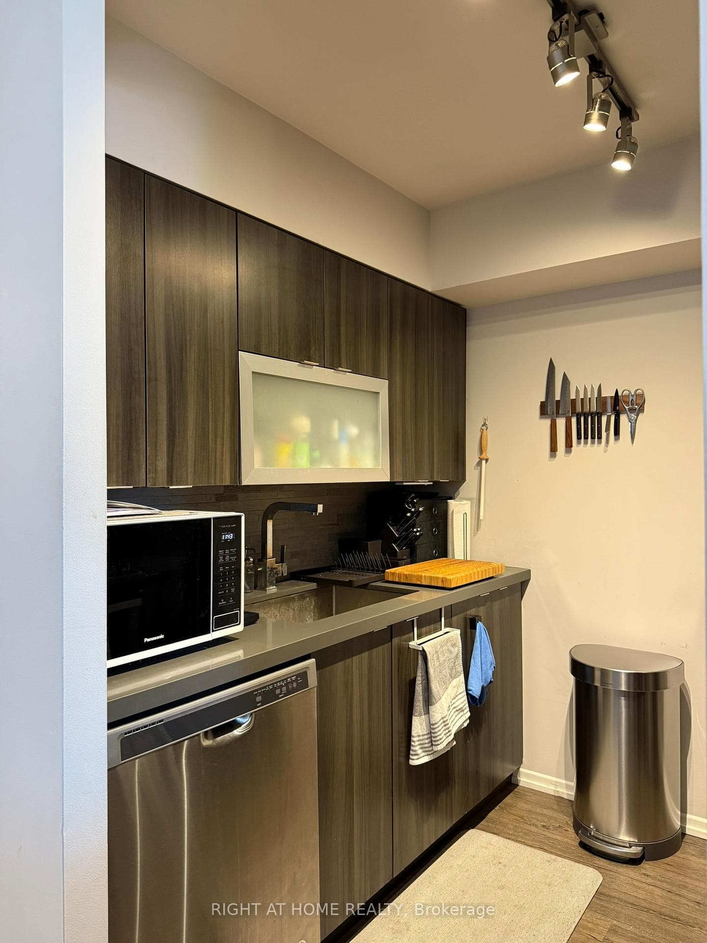 44 St Joseph Street Unit 2005 photo 14