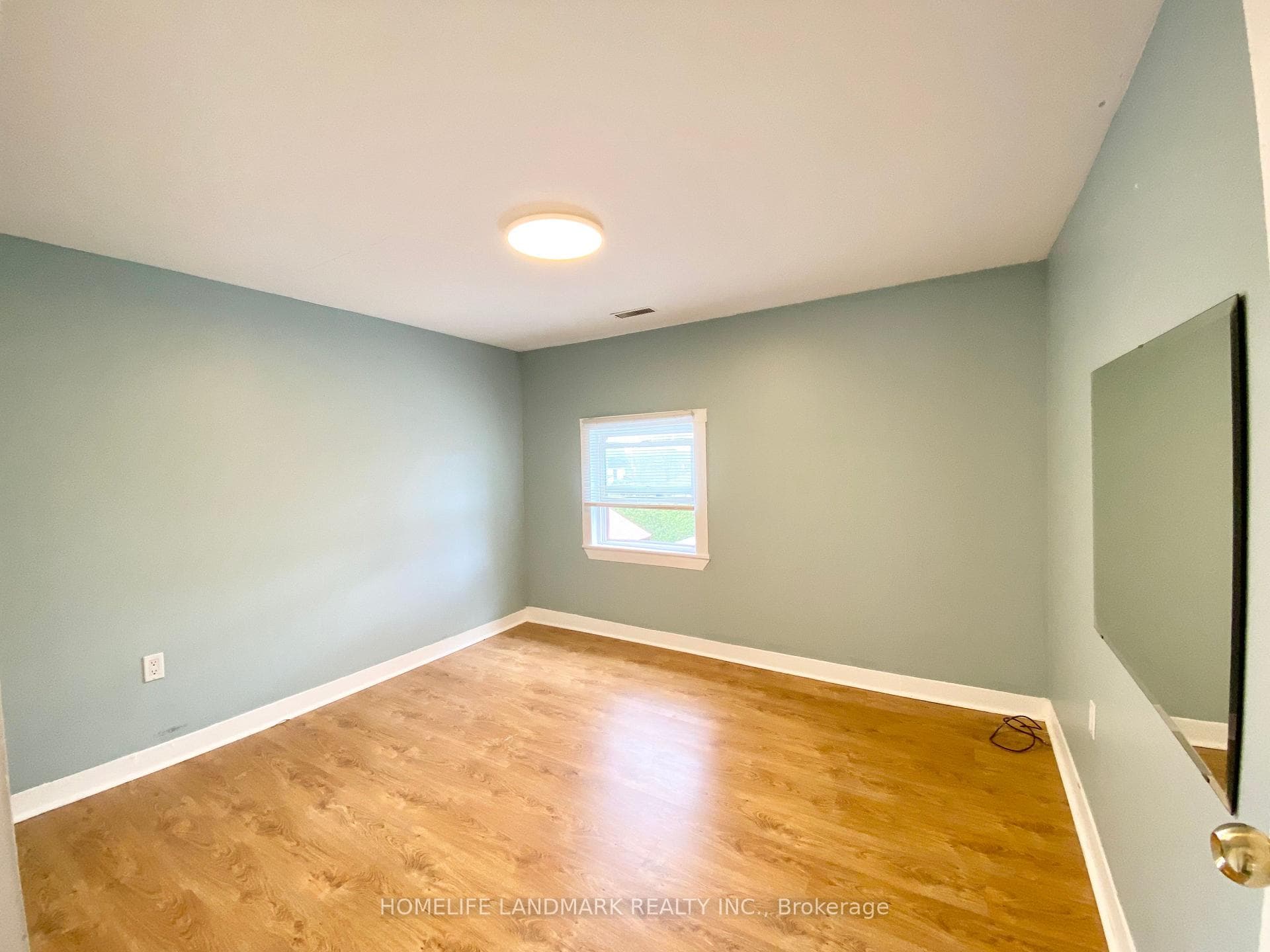 140 Vale Avenue photo 15