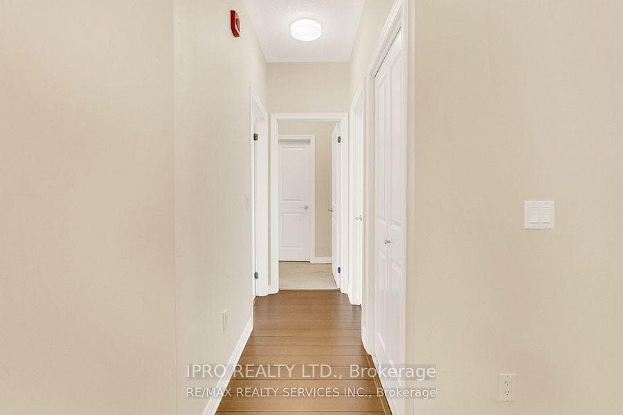 216 Oak Park Boulevard Unit 420 photo 22