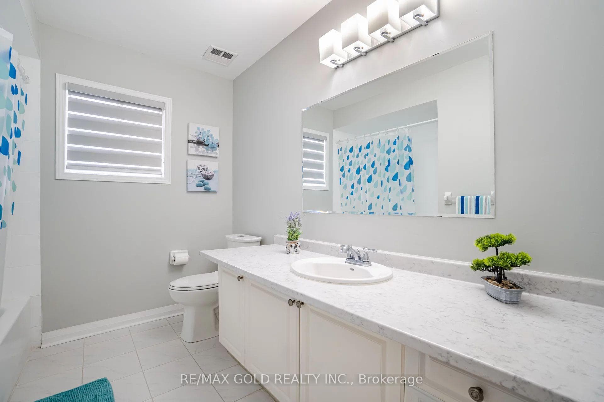 14 Palmolive Street photo 20