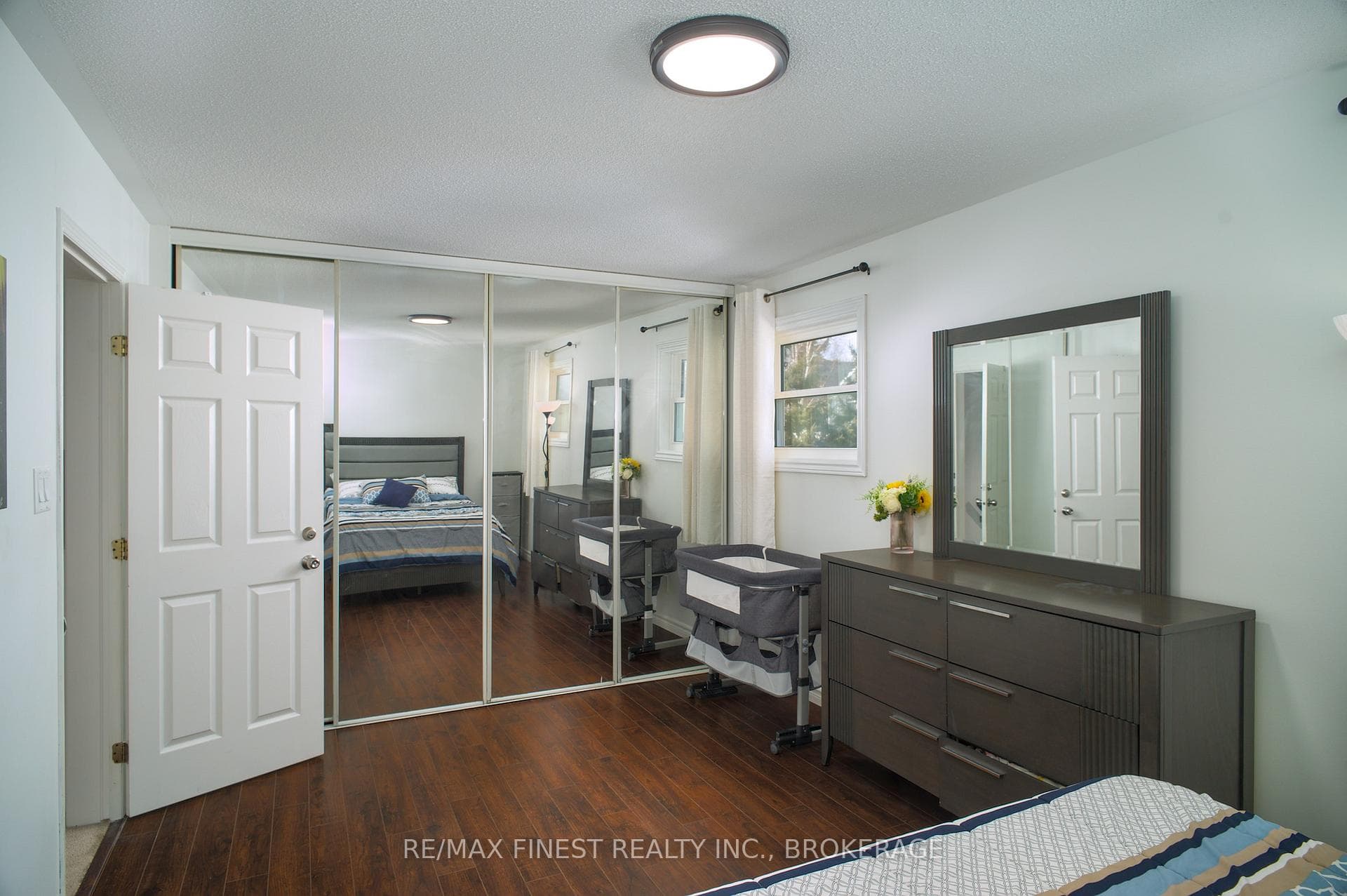 23 Ainsley Place photo 19