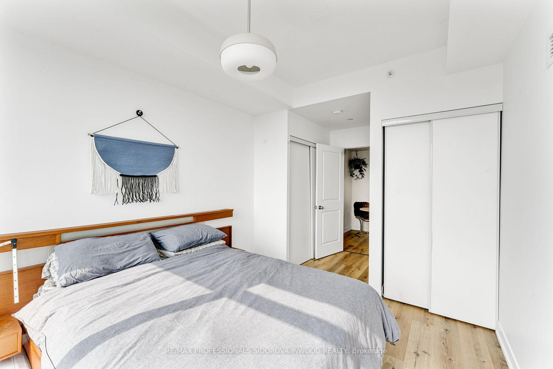 8 Fieldway Road Unit 506 photo 16