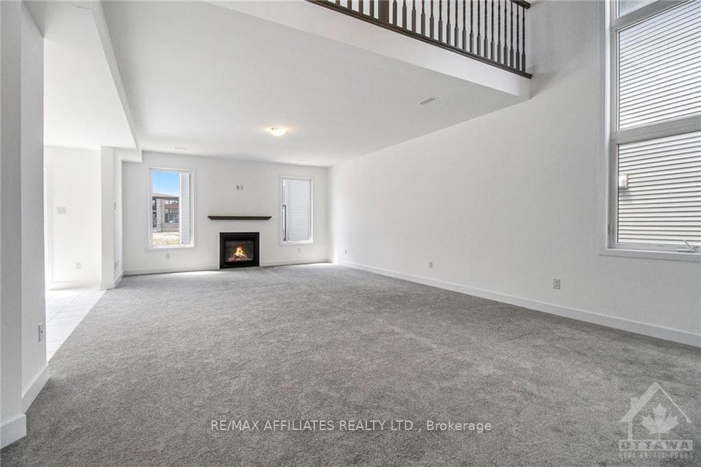 304 SPREADWING Way photo 16