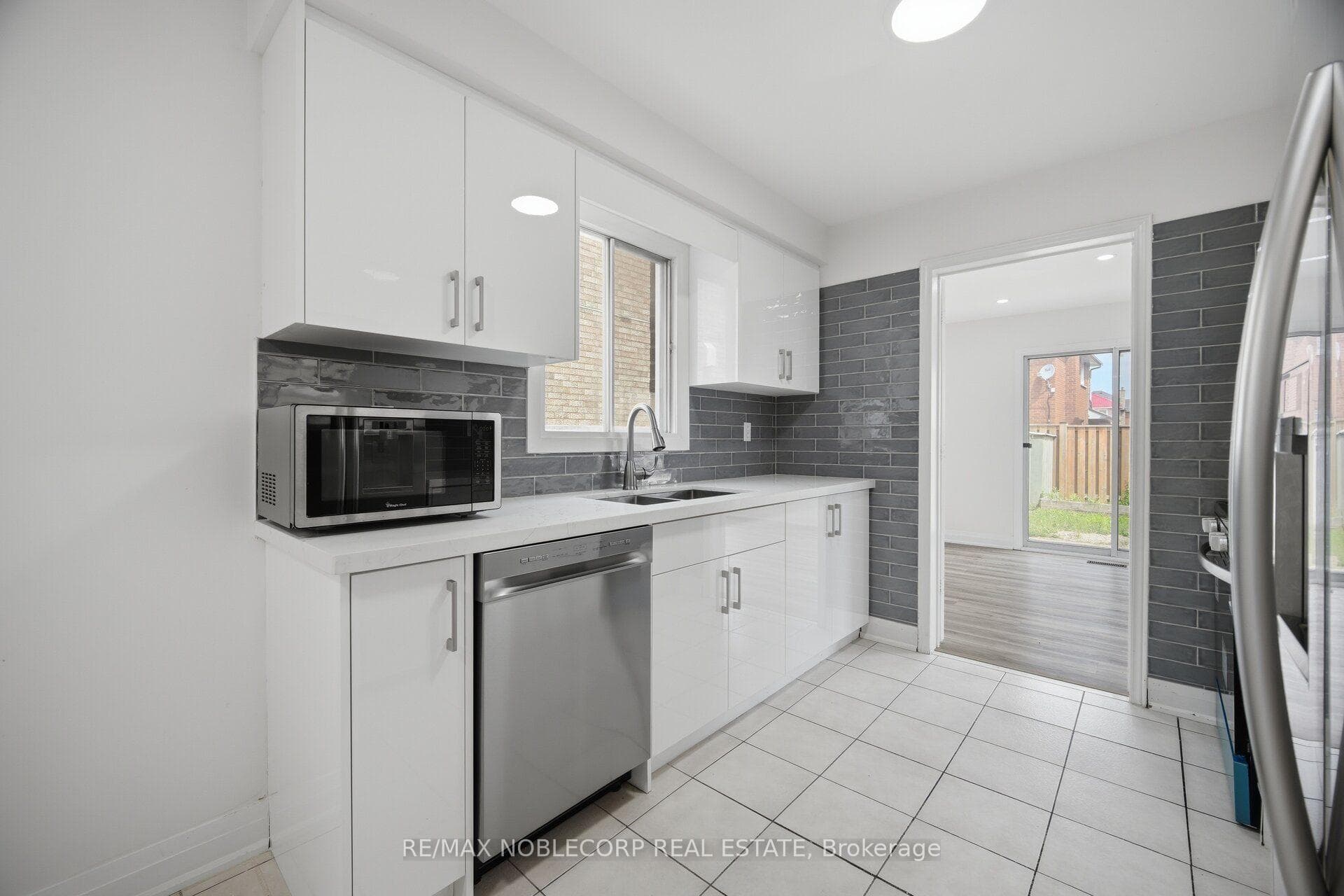 66 Cinrickbar Drive photo 19