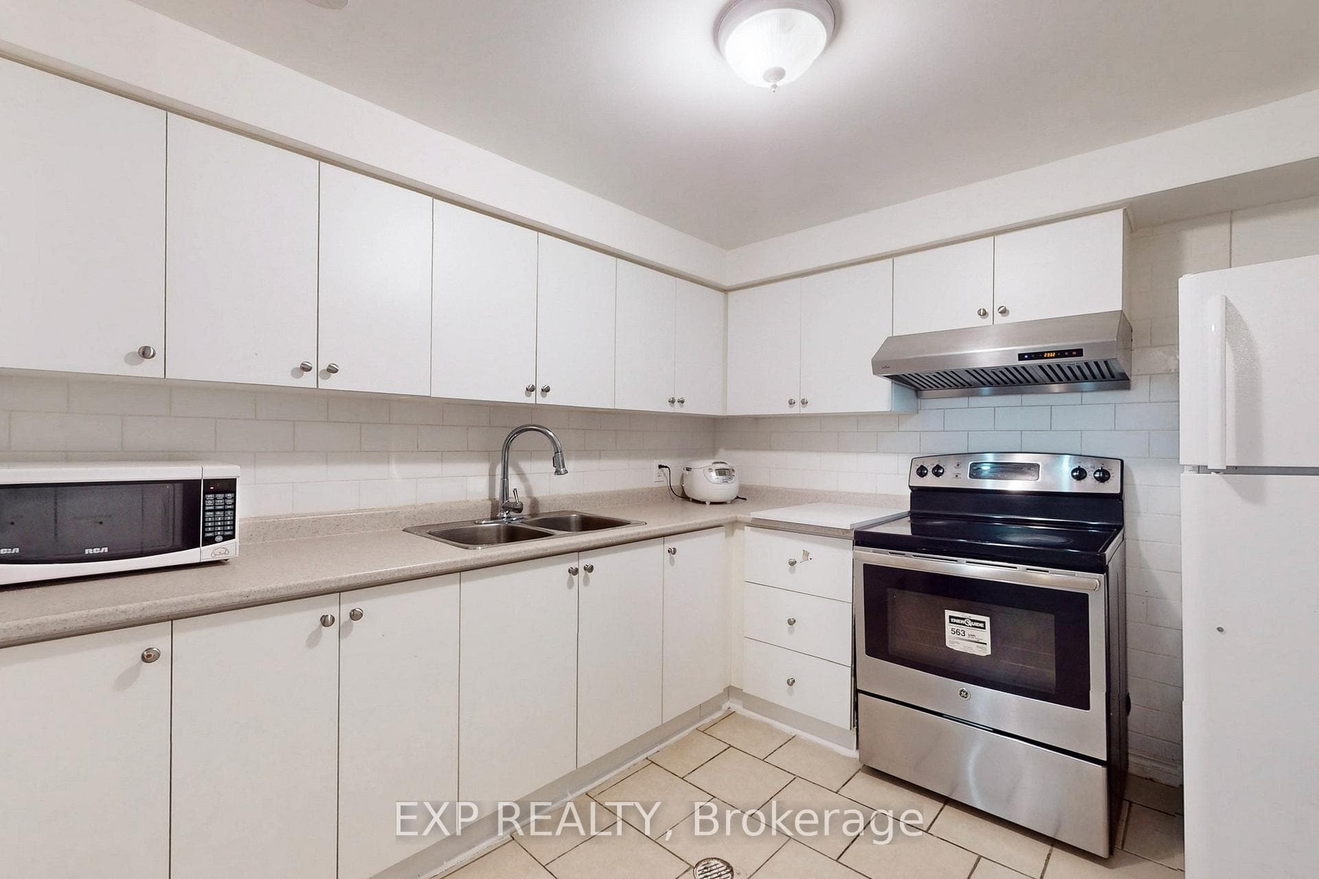 103 Ashridge Drive photo 27