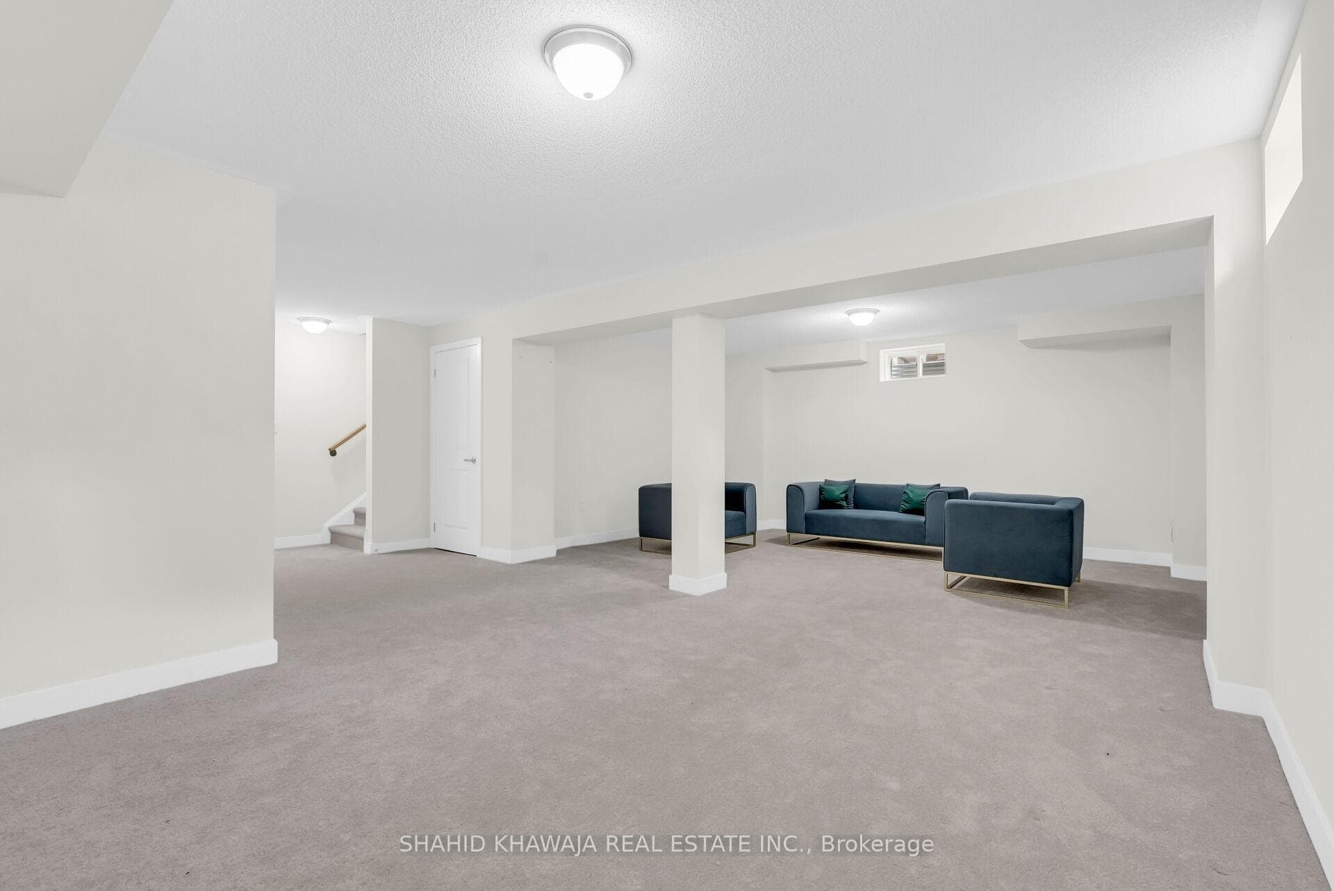 641 Leatherleaf Landing photo 38