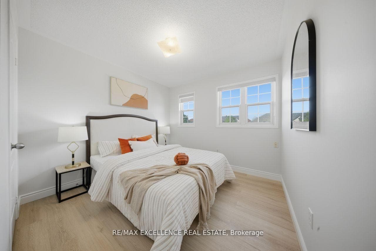 41 Brentcliff Drive photo 25