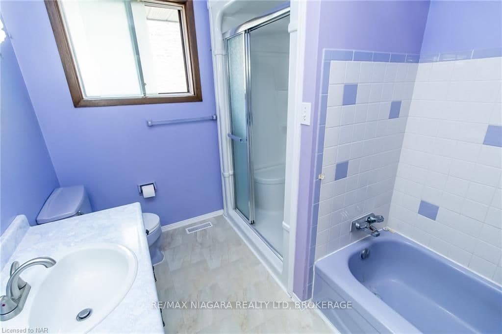 9 WINDERMERE Court photo 12