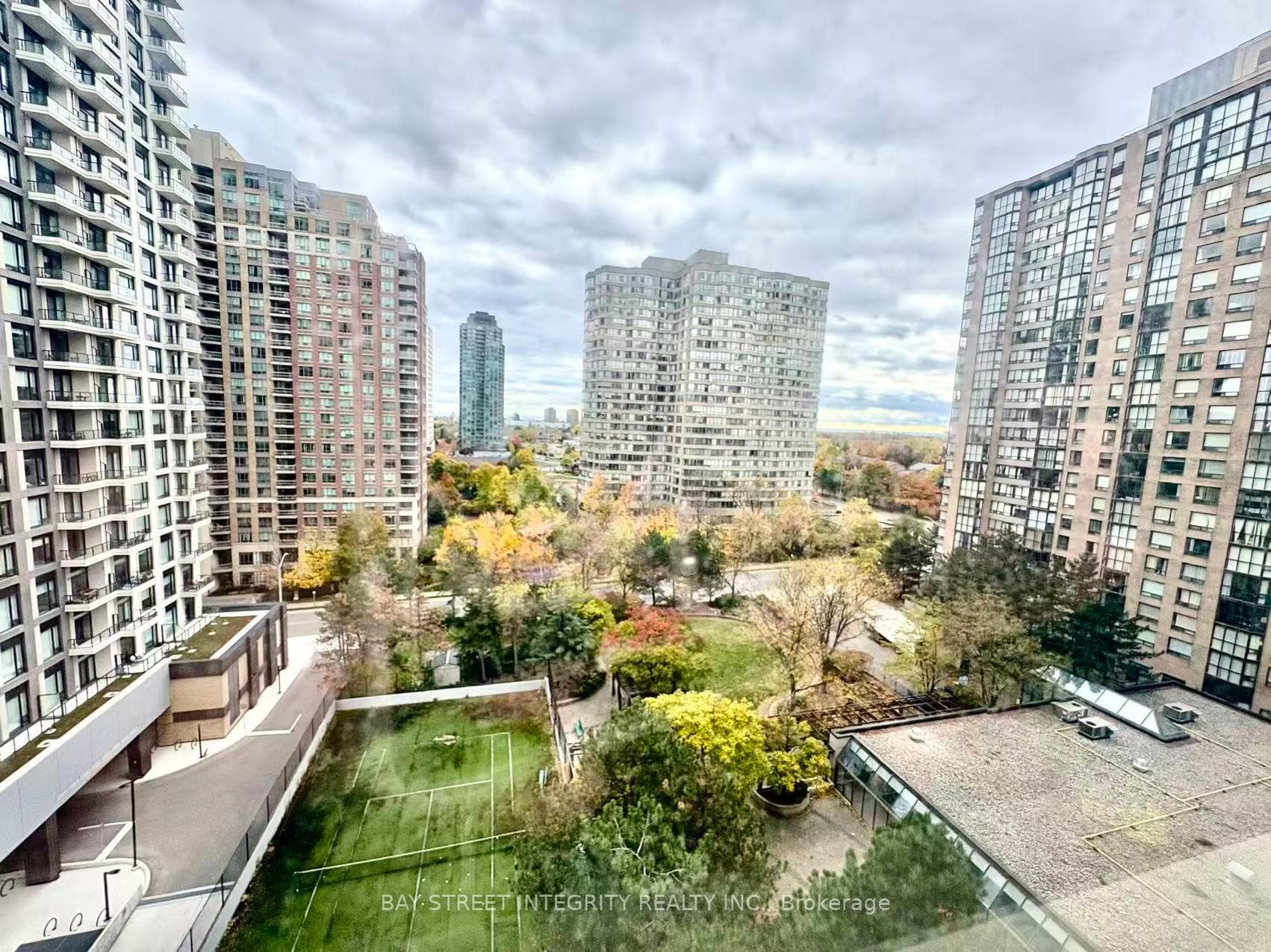 265 Enfield Place Unit 1011 photo 19