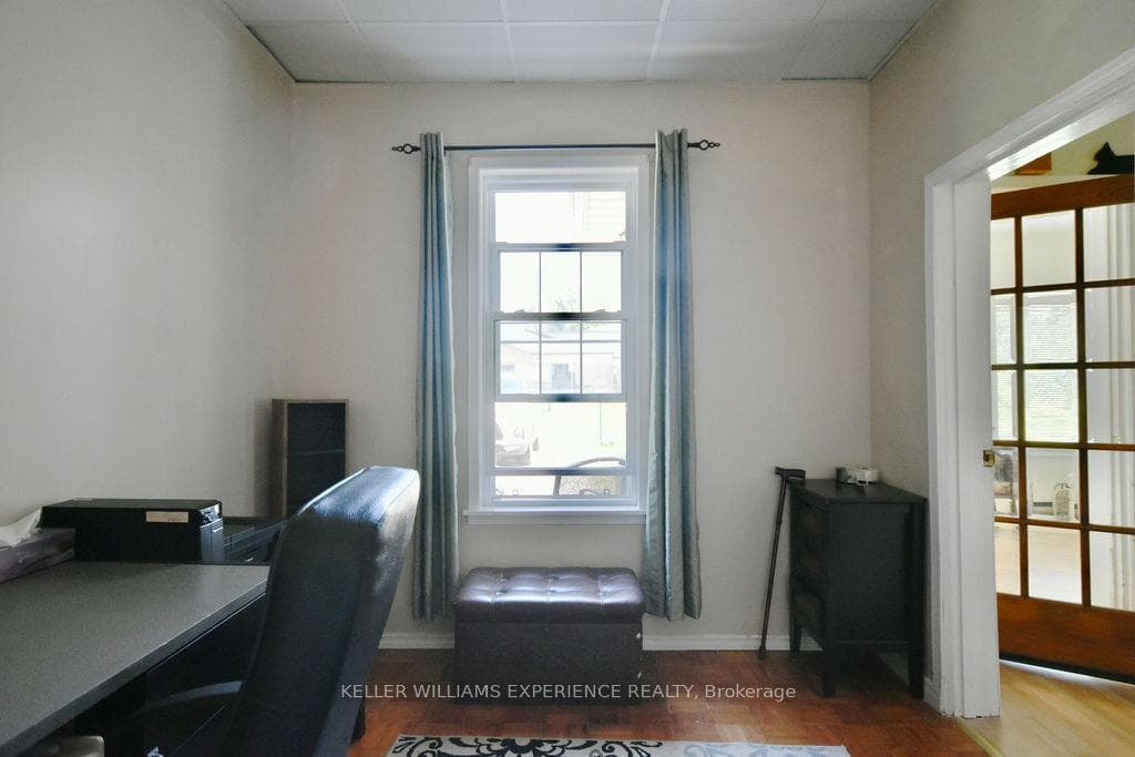 178 Yonge Street photo 16
