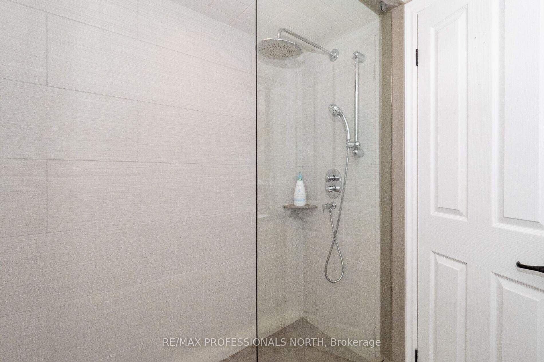 10 Coveside Drive Unit 207 photo 2