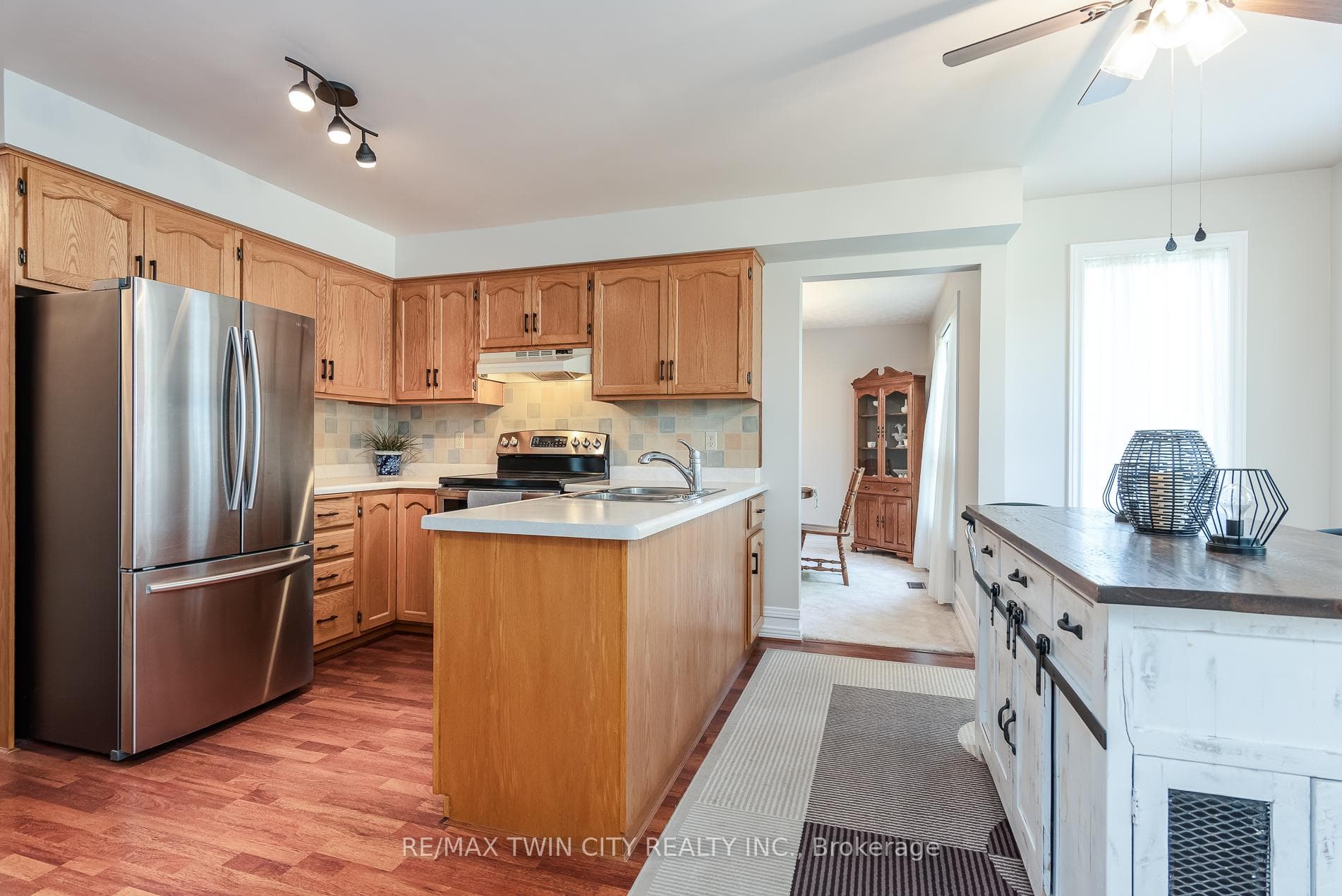 691 Westheights Drive photo 31