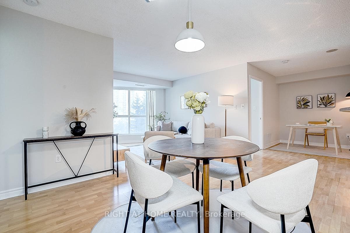7 Lorraine Drive Unit 301 photo 38