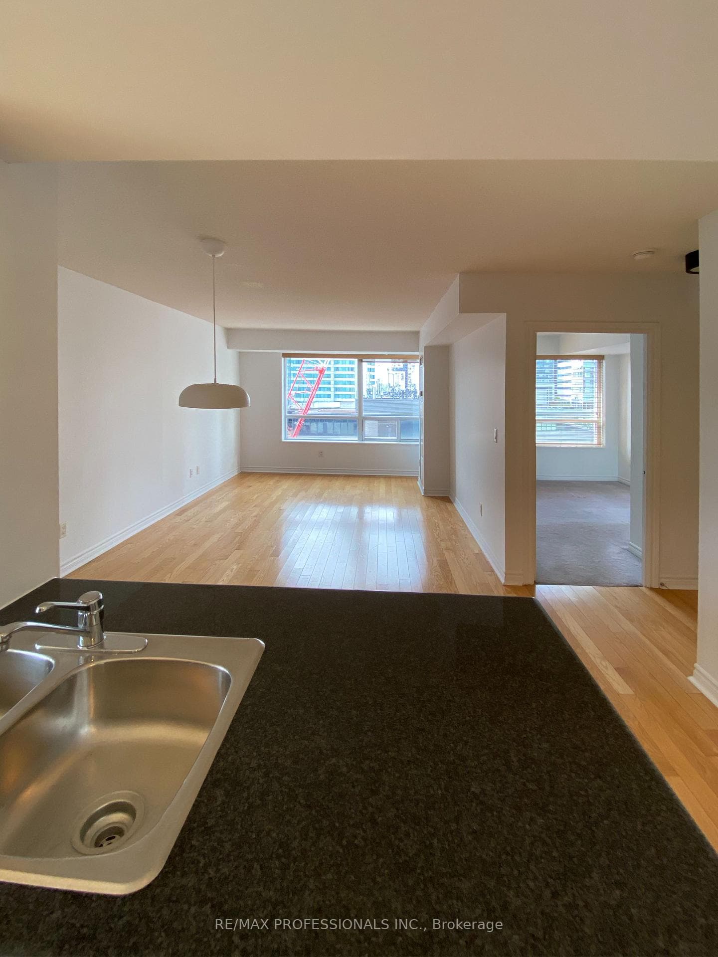 250 Wellington Street Unit 1741 photo 36