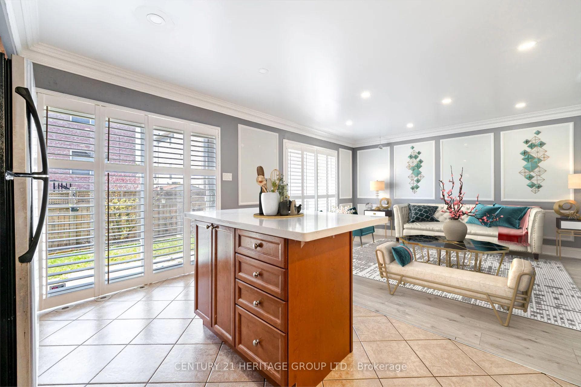 918 Thompson Road photo 13