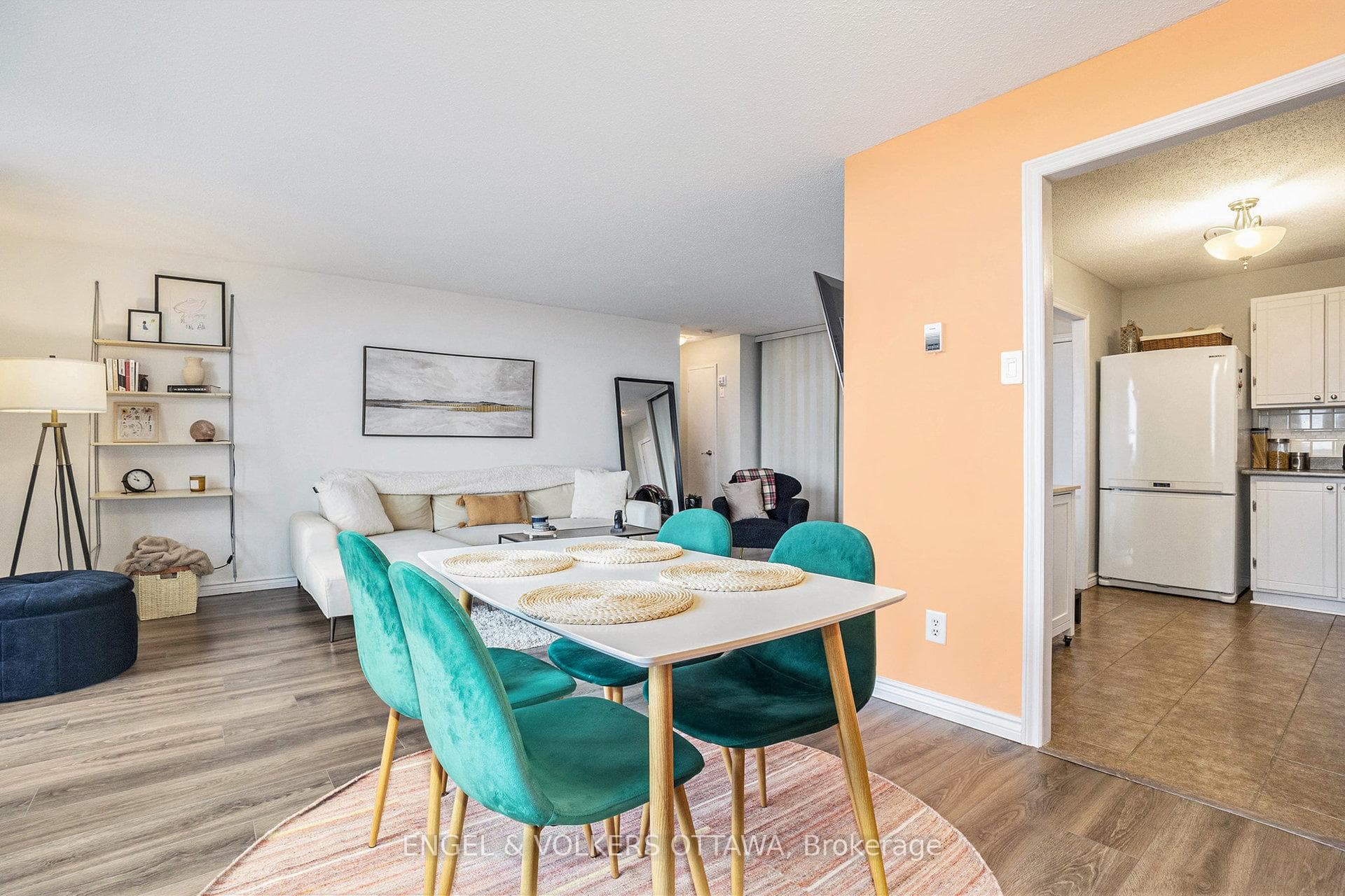 665 Bathgate Drive Unit 2113 photo 7