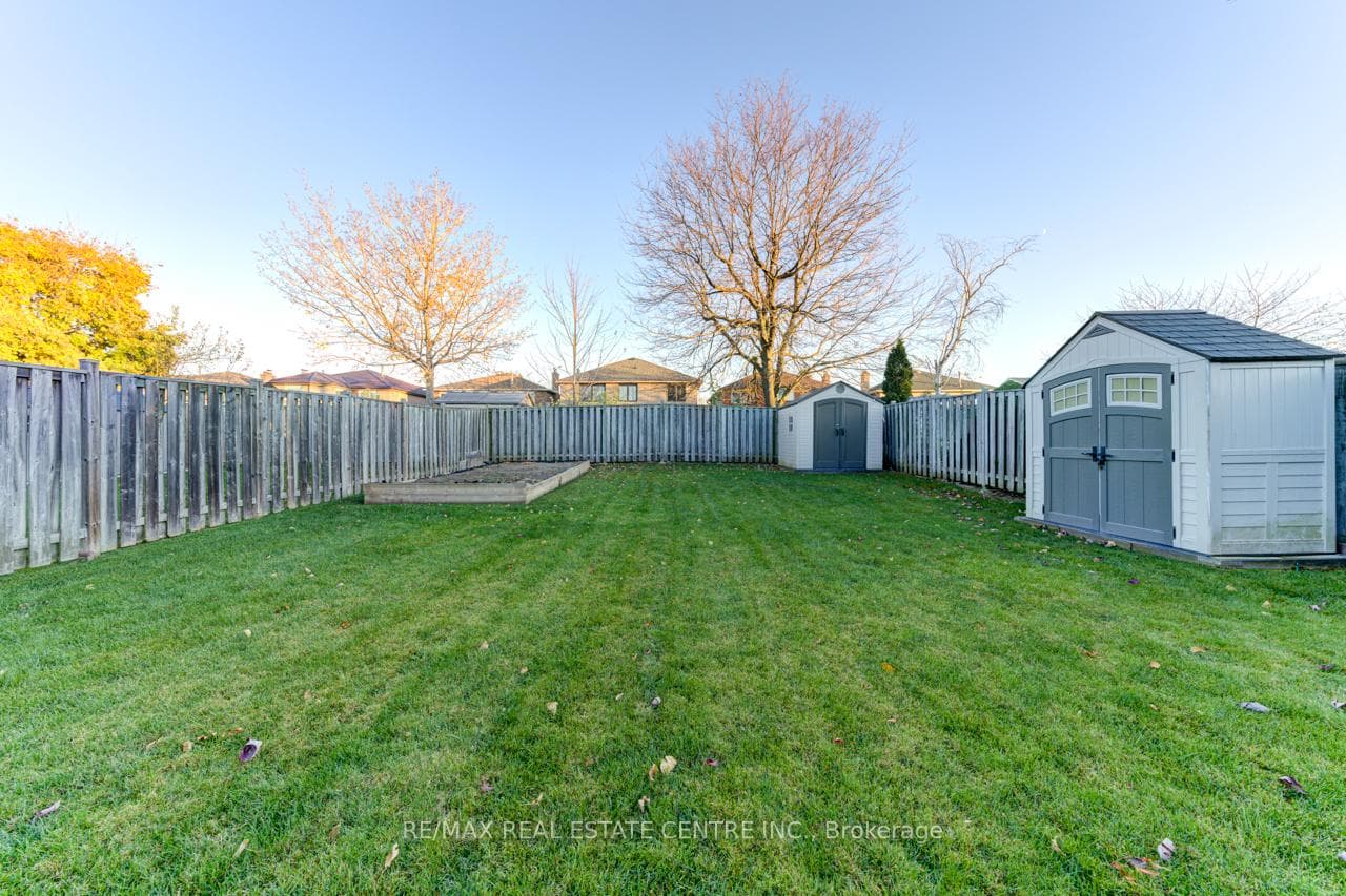 106 Havelock Drive photo 38