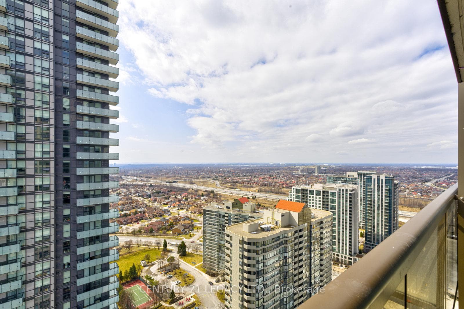 385 Prince Of Wales Drive Unit 2909 photo 28