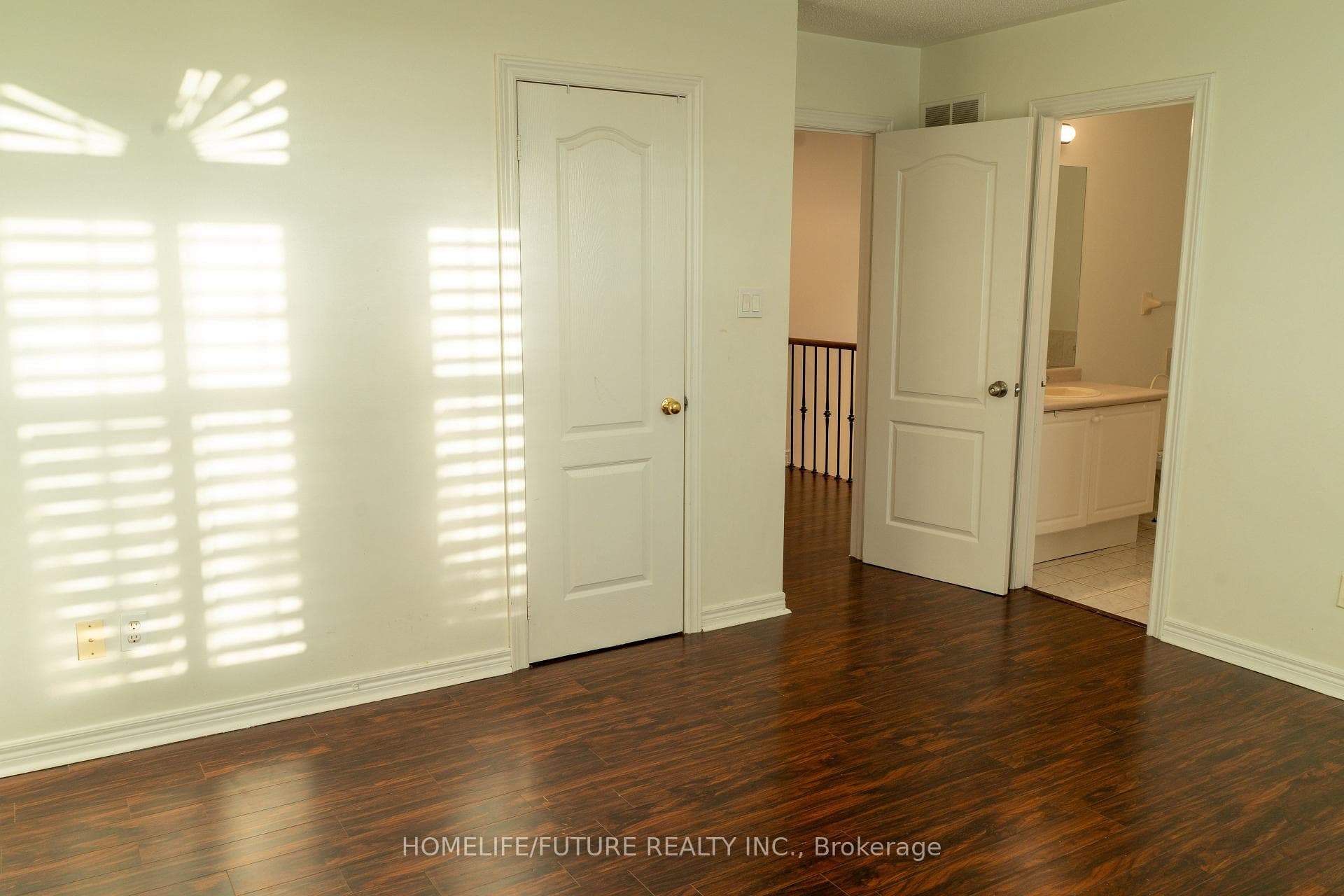 620 Madame Street photo 25