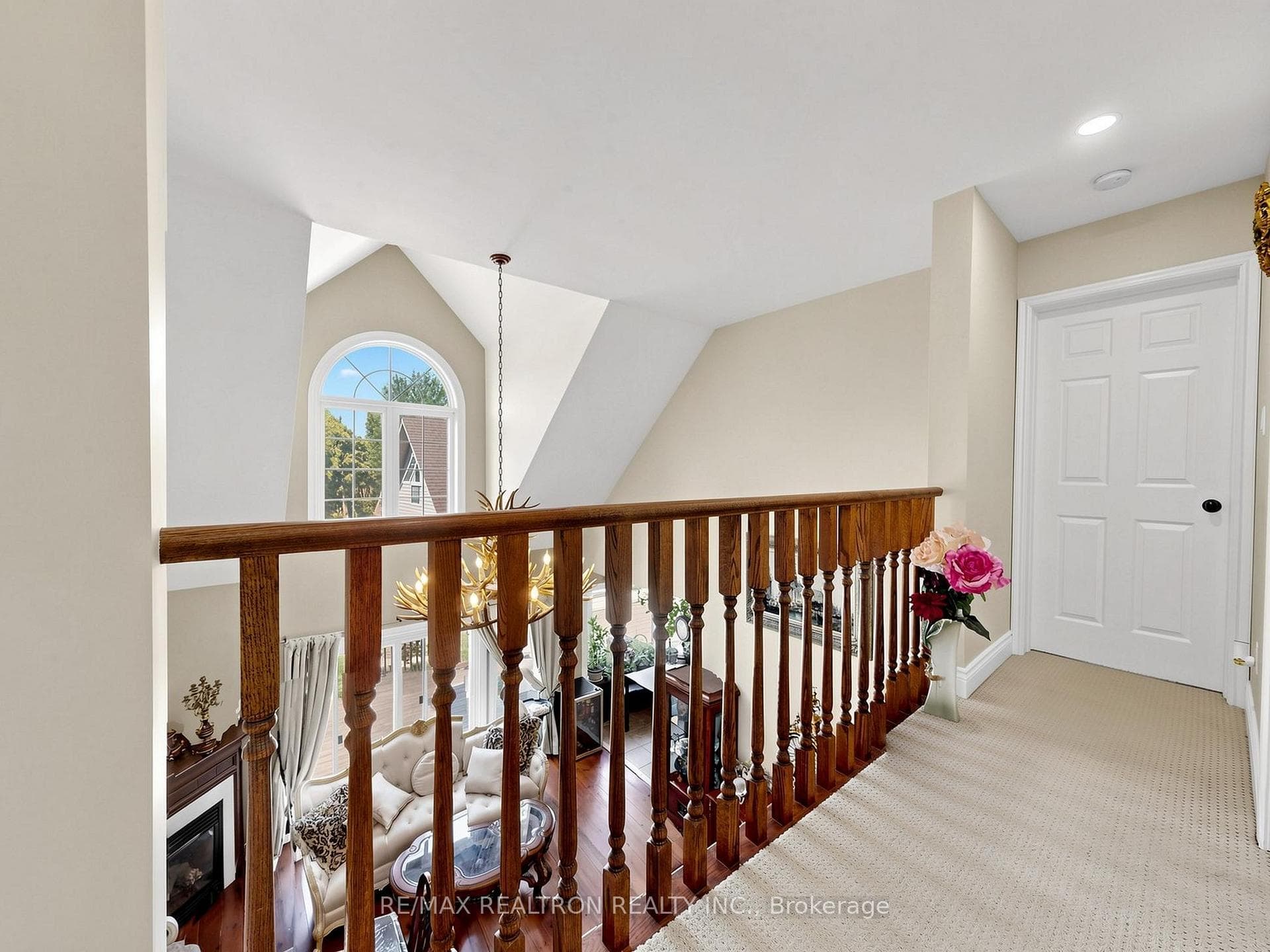 4 Lyons Lane photo 24