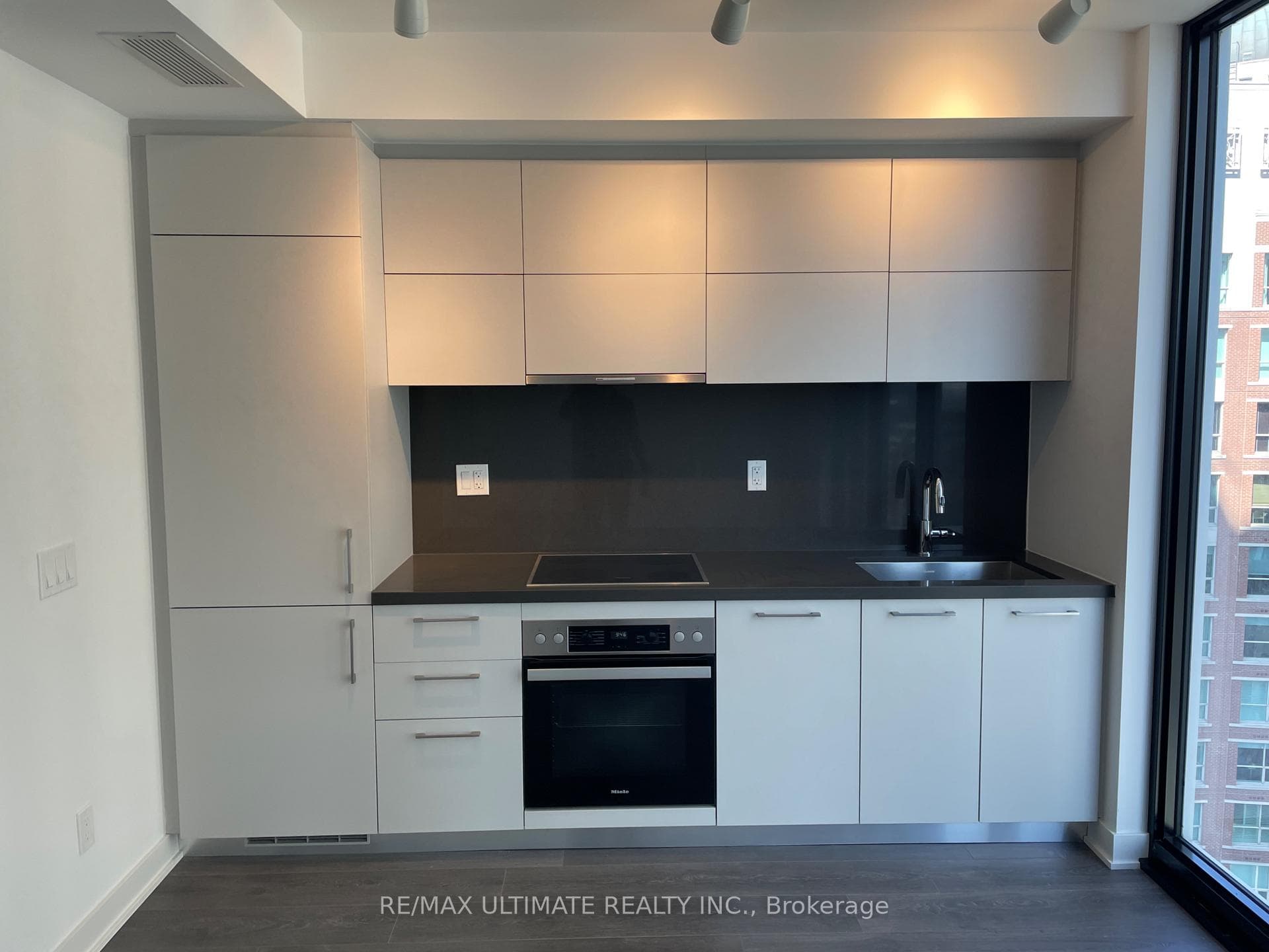 188 Cumberland Street Unit 2513 photo 6