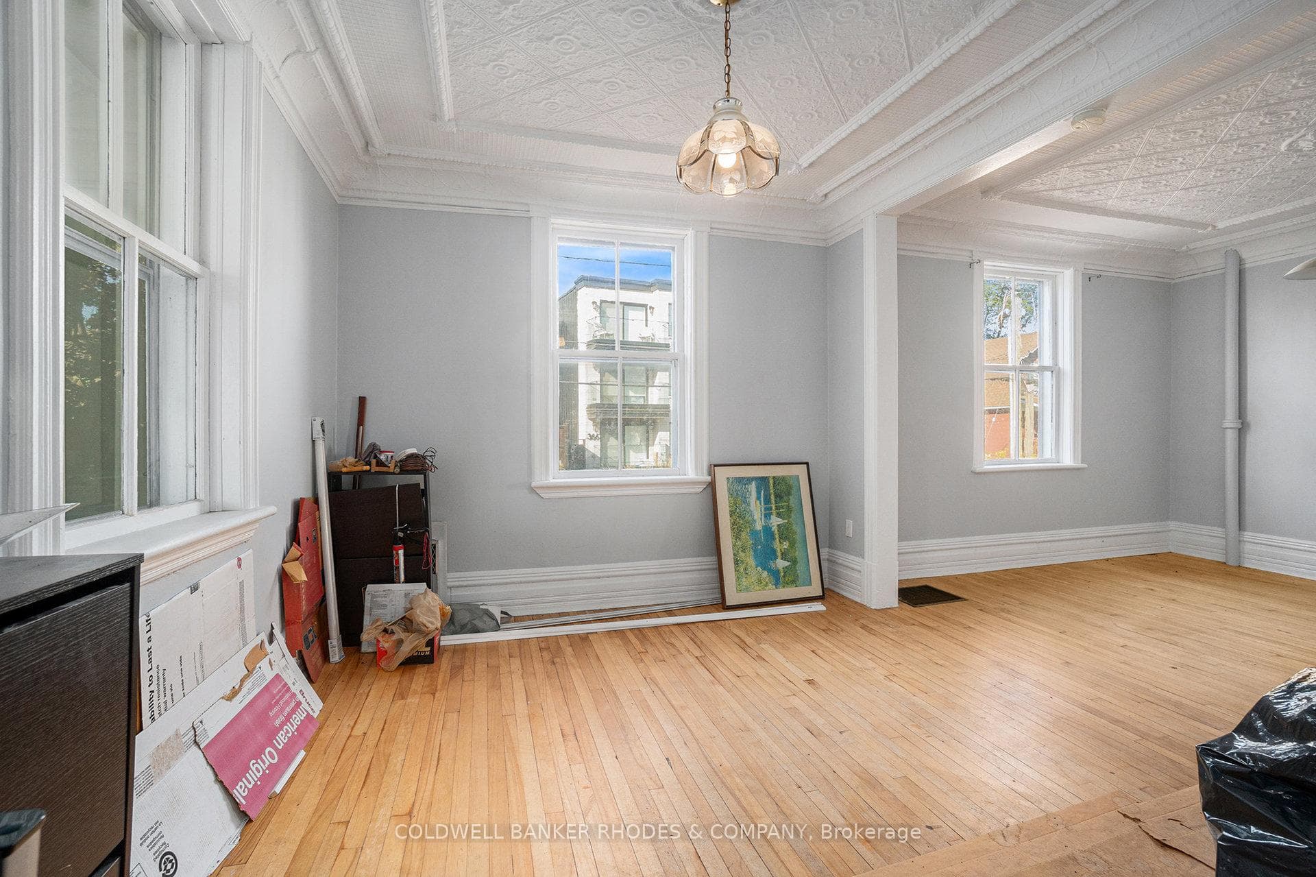 Unit 1 (Main House) - Living room