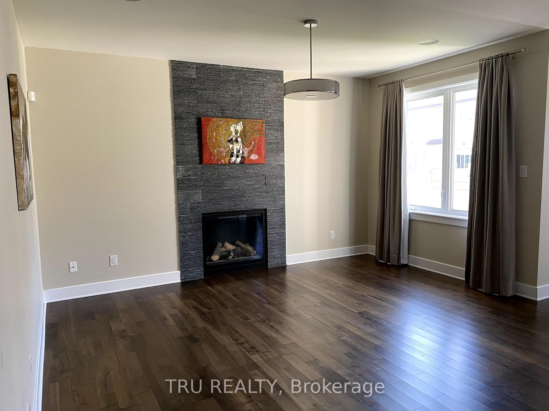 2083 HELENE CAMPBELL Road photo 2