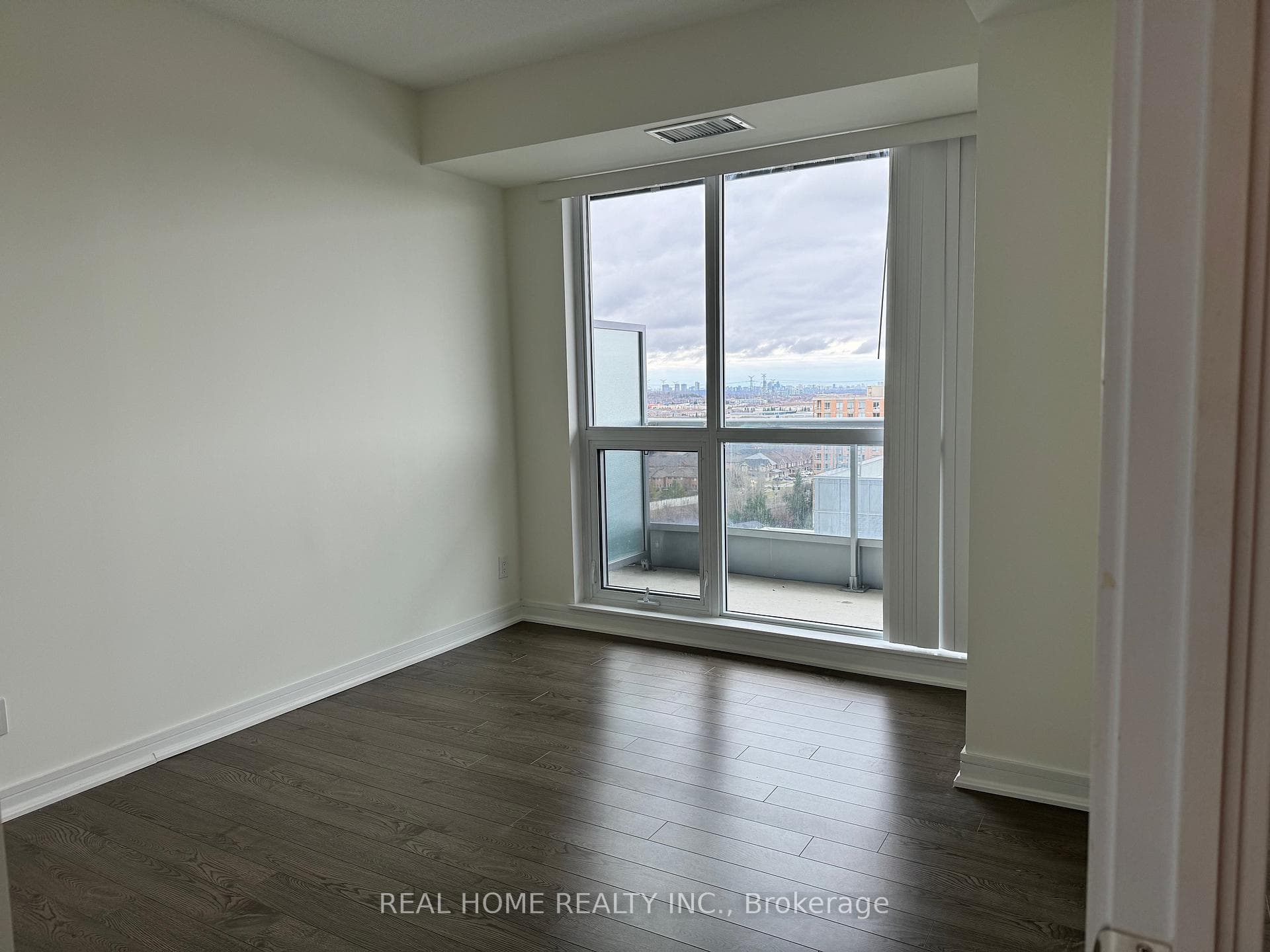 9205 Yonge Street Unit 1407 photo 18