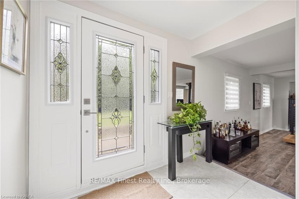 25 GRAYS Lane photo 23