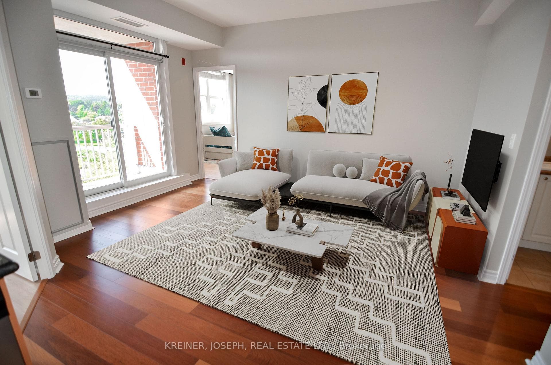 15450 Yonge Street Unit 404 photo 3