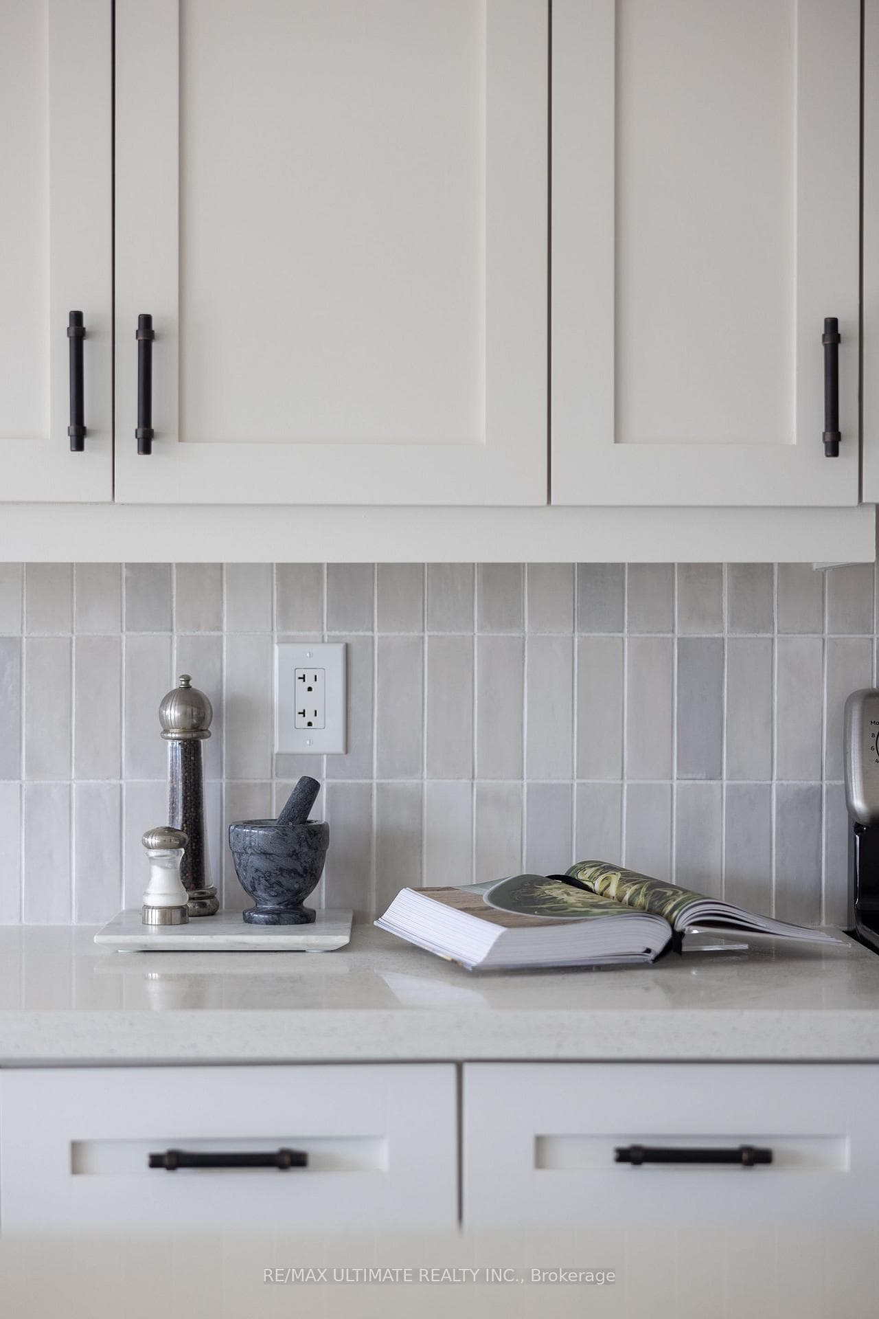 Kitchen Backsplash